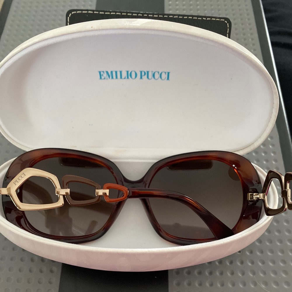 Emilio Pucci Sunglasses - Picture 4 of 7